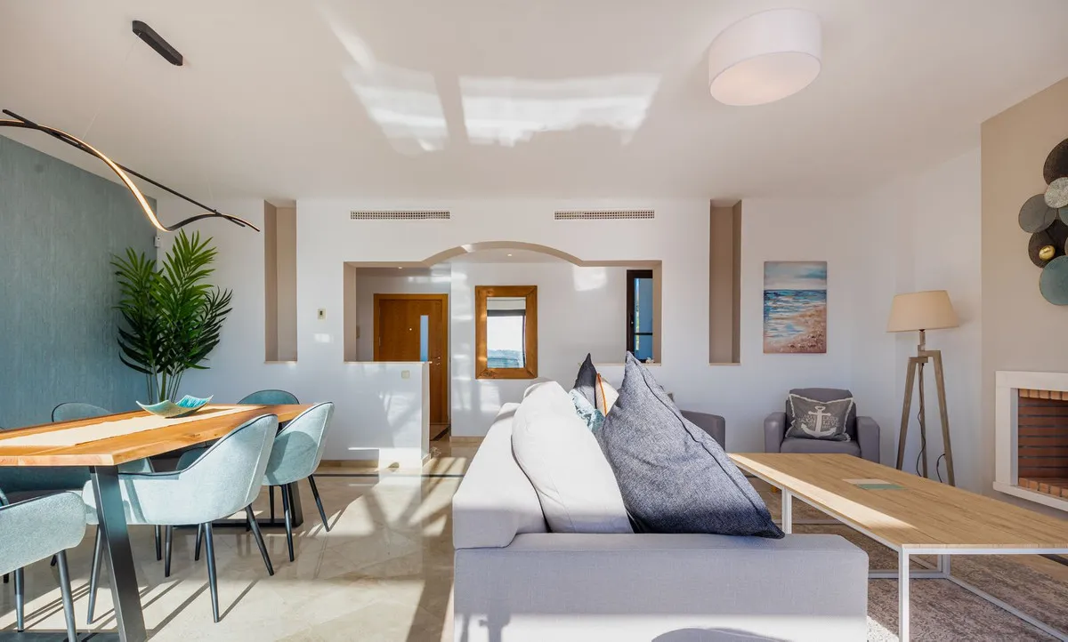 201cff17-6244-4e28-b990-ba6a100a7ab5