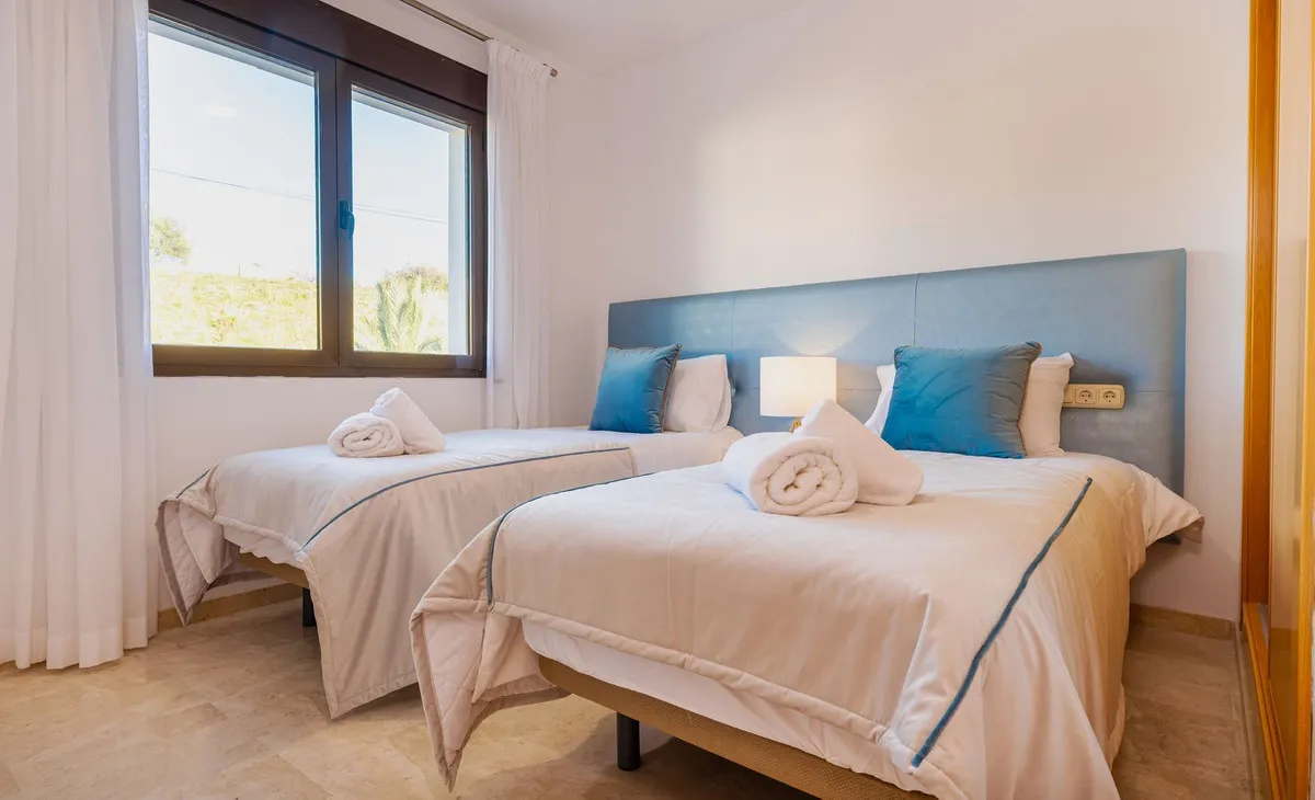 2d8fd1ec-01cc-4d52-9139-ca34659d9541