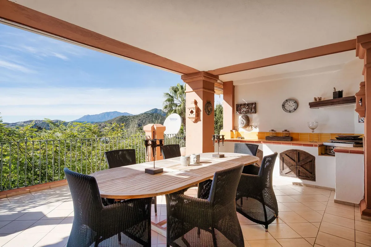 0ae6840c-9b3b-488a-b131-ca4221461ac5