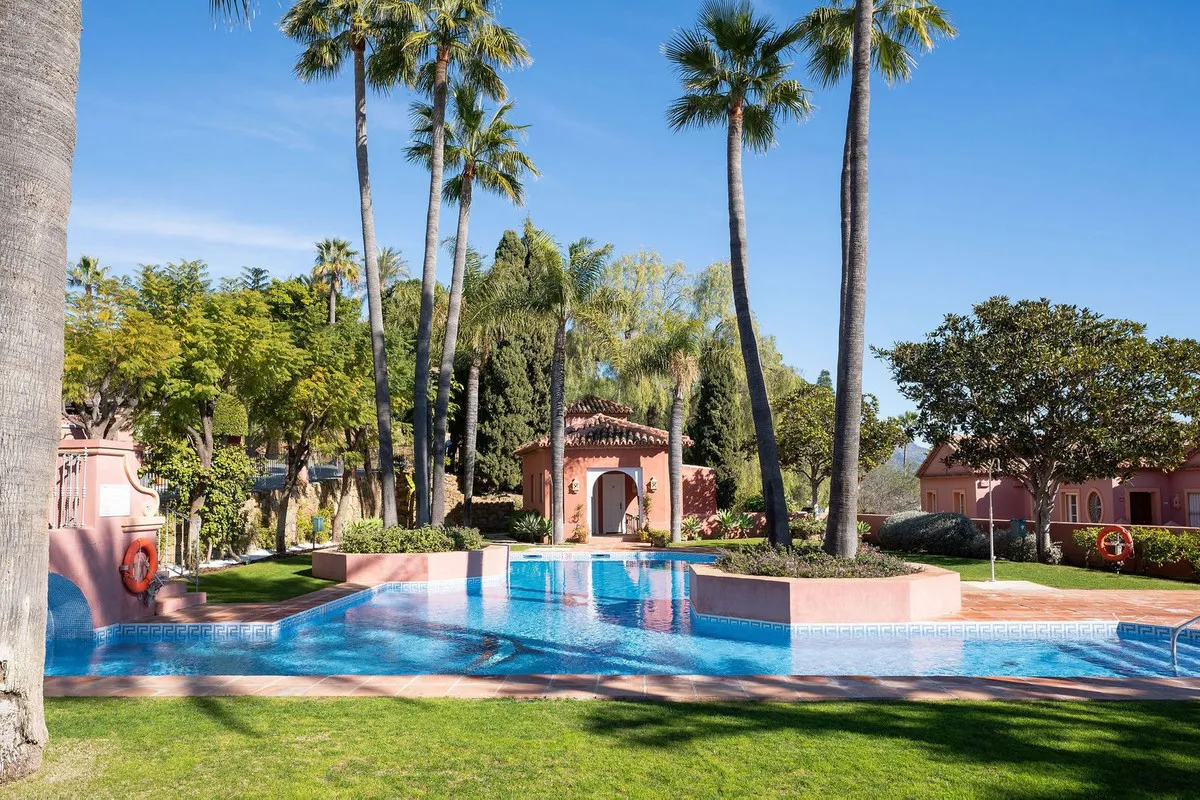 c9f636ac-e41f-4e50-a912-104f3e1a1849