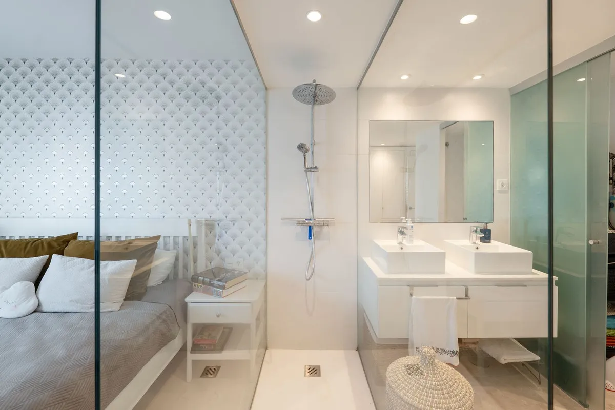 587b3d57-aedb-48af-a611-1c8a97b53251