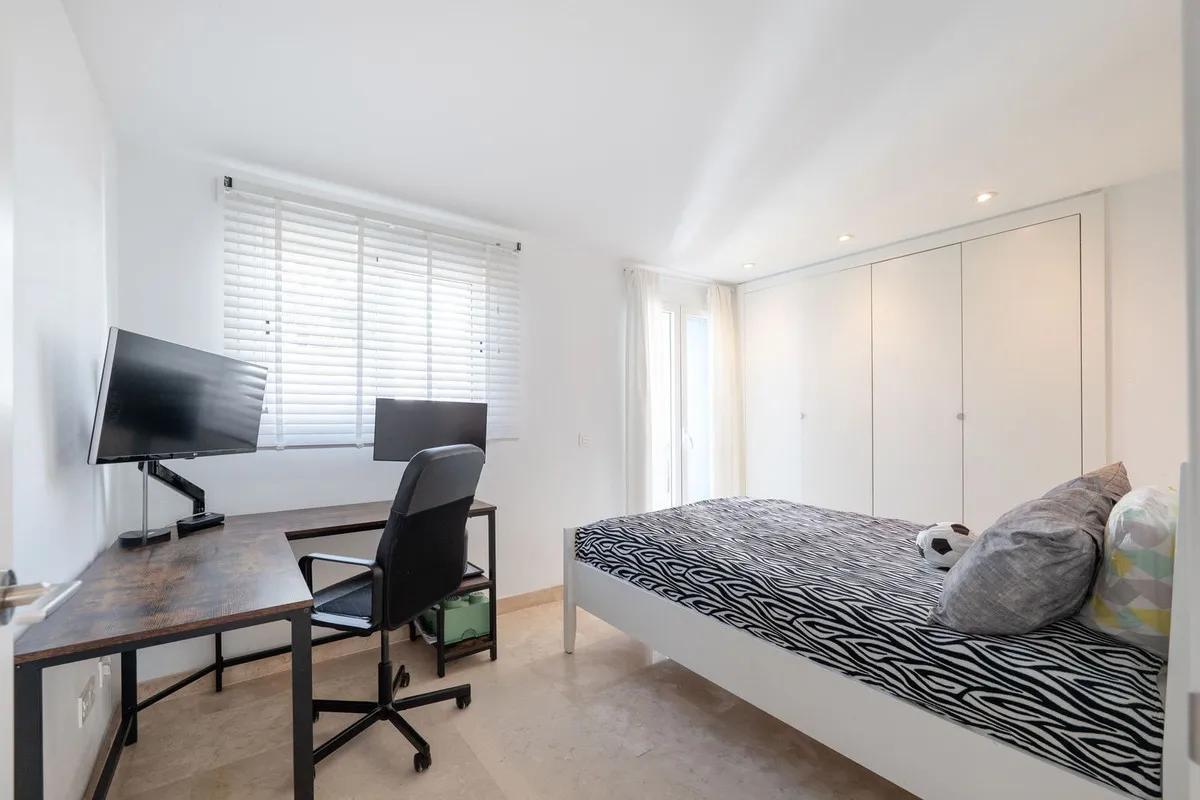 be8a14b6-0cbb-44b3-8b76-472e72a30d45