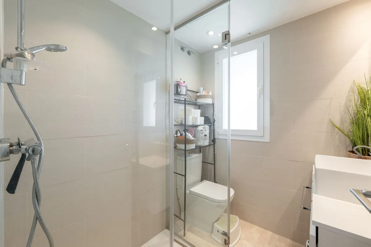 f00023d2-cdf8-459c-8e9a-e00659e647a8