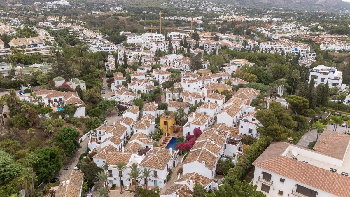 66e277dd-09f3-4feb-a82b-4b3990914ff8