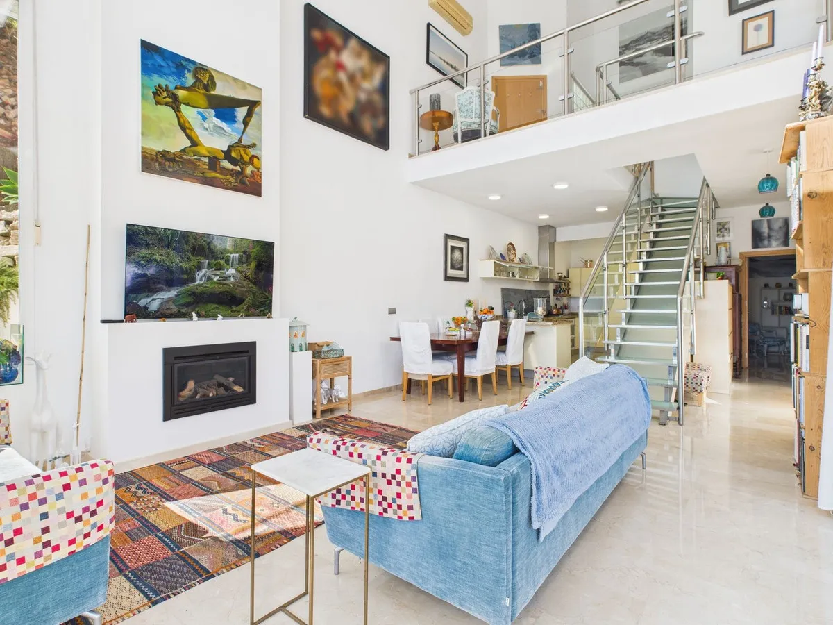 4e8010cc-997e-4edf-8d1b-f4fb7467bdcb