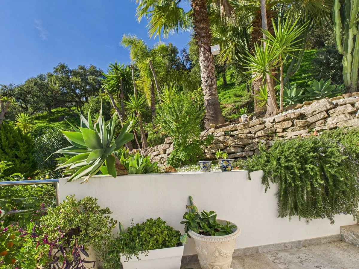 537abfdb-f1b7-4fa6-b991-4cd84a7f67a2