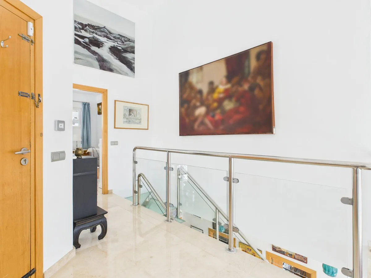 54abe653-57e8-433b-9998-612701dcc9ed