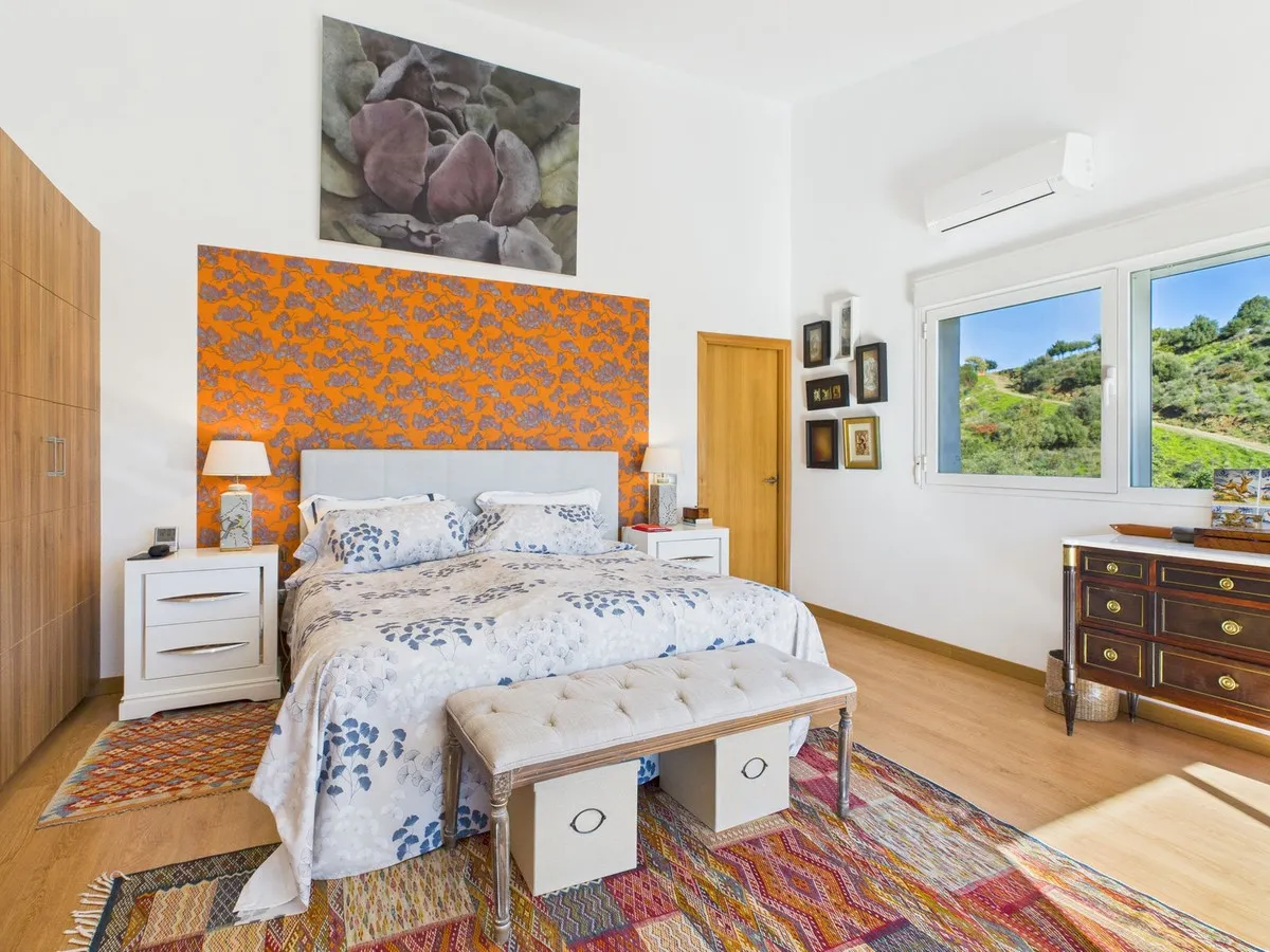 cfce0d98-1a45-4b42-b840-ff146ab252f1