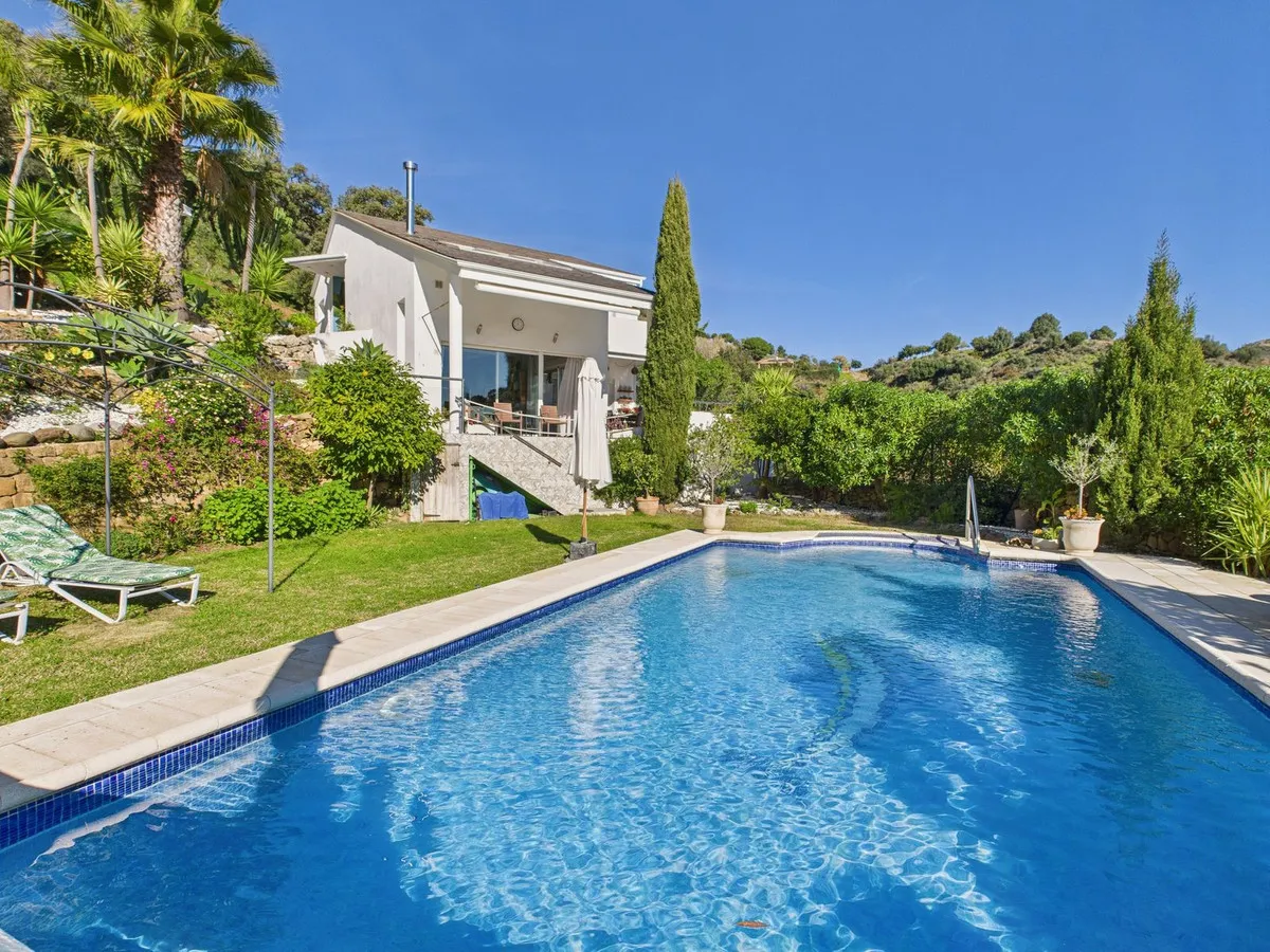 Estepona Valley Contemporary Villa