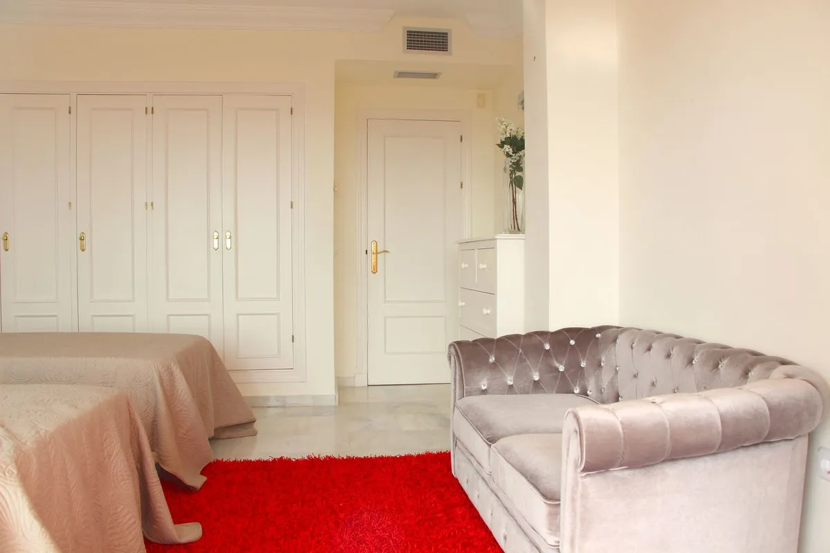 6647bf5e-75e2-4269-9660-e0818876bc88