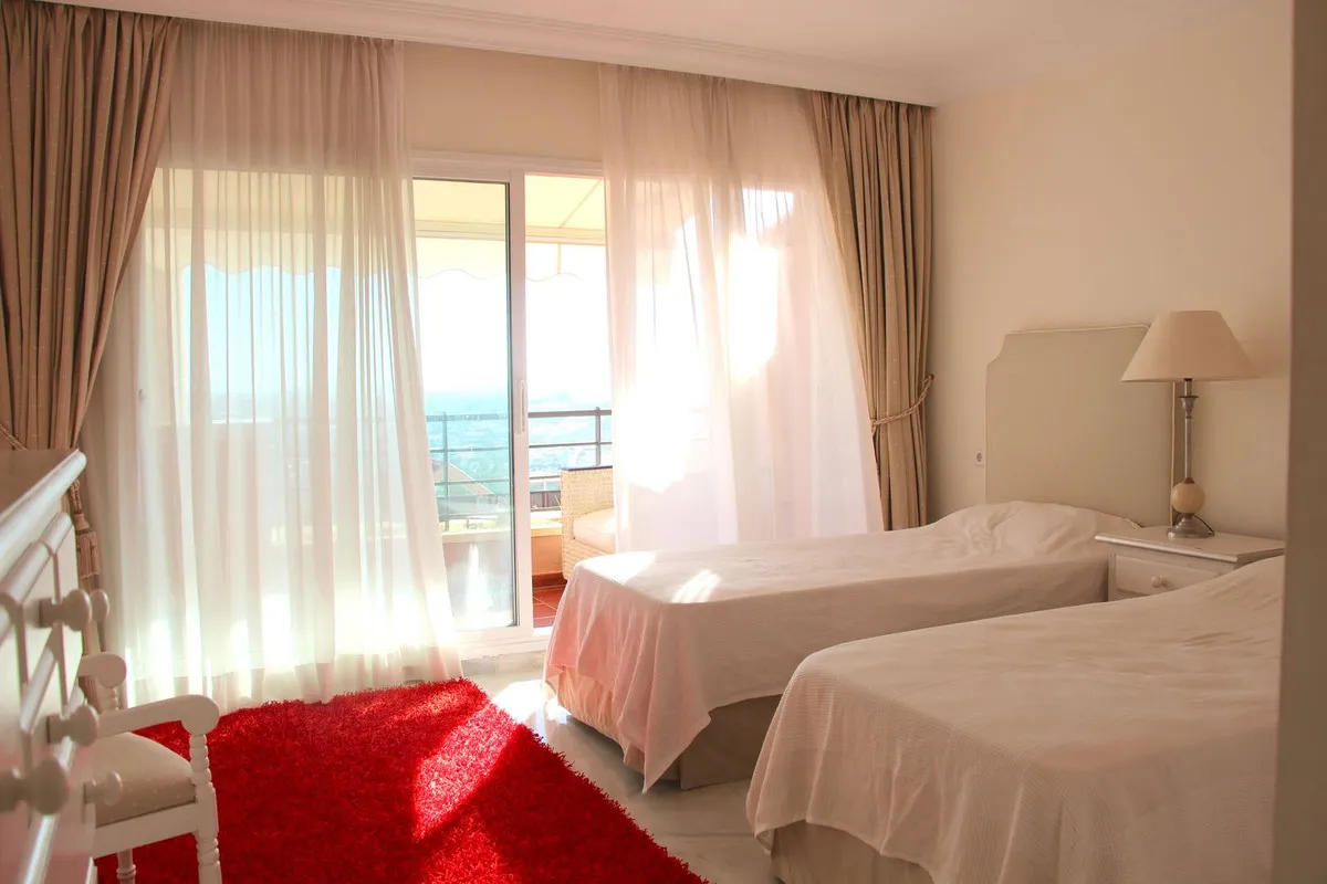 a399a523-1362-4082-99a0-14e9641be344