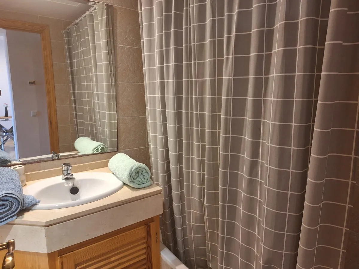 25e268b4-c734-4e45-8817-bf1a77ac47da