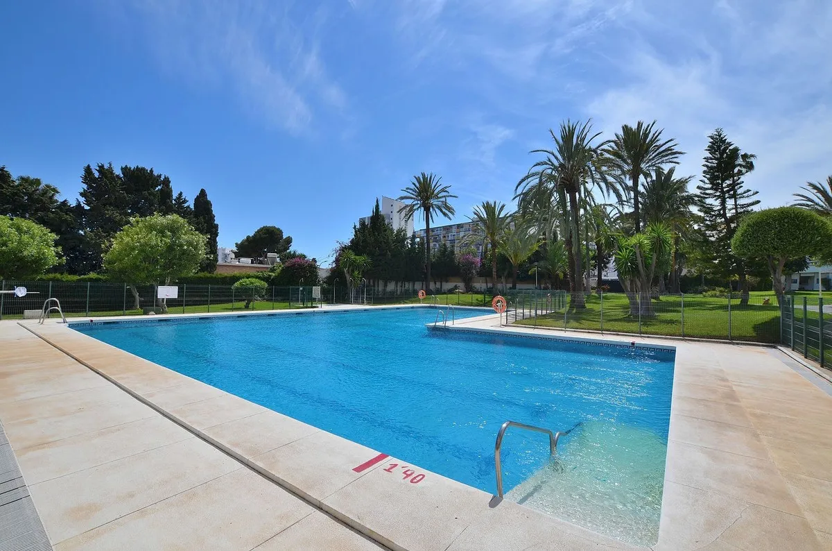 090ae6b8-4442-4fc8-8c05-4450a4585b03