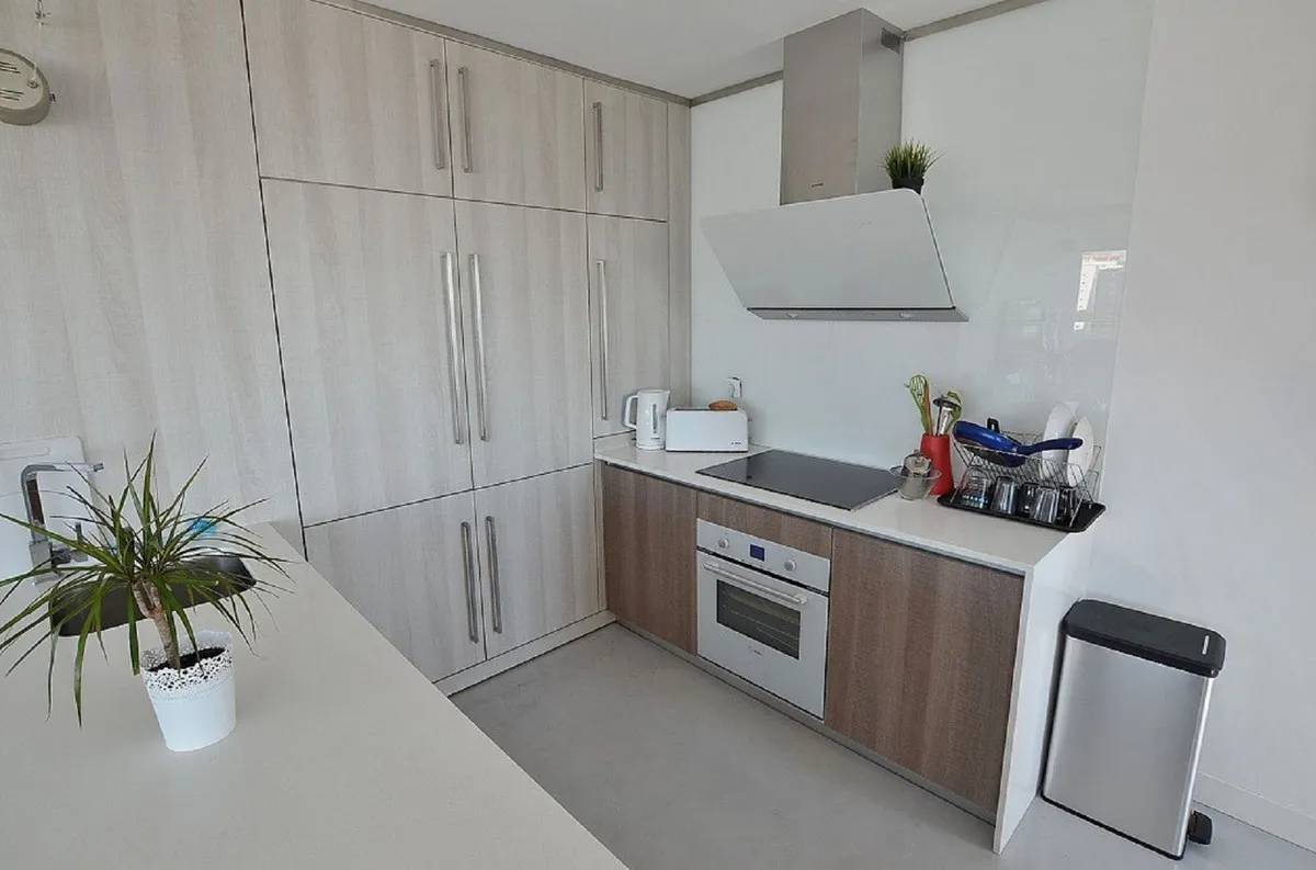 4c73a9eb-d827-45b1-8396-ae37bb0beefb