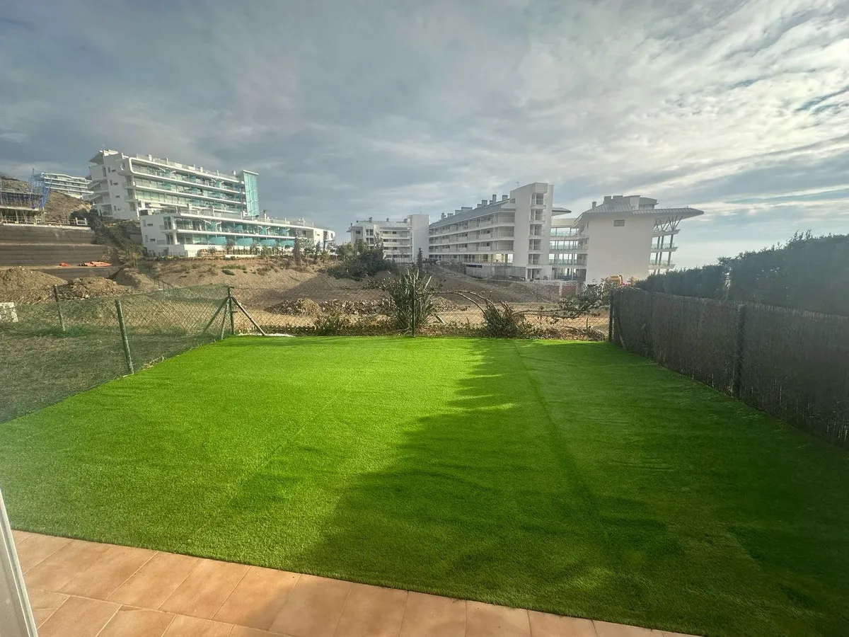 11e12df6-8df4-421c-843c-d66b01853d29