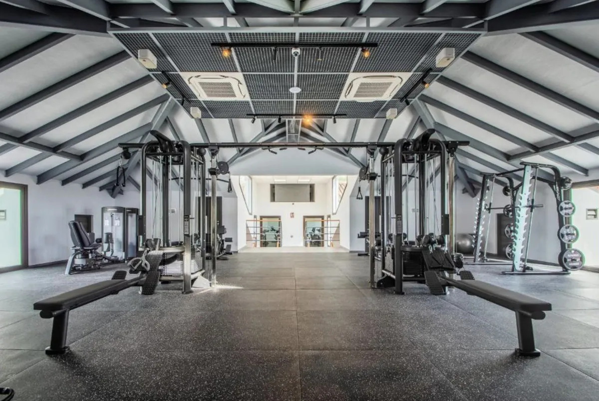 7009b636-45e7-465b-b936-c00febe1f808