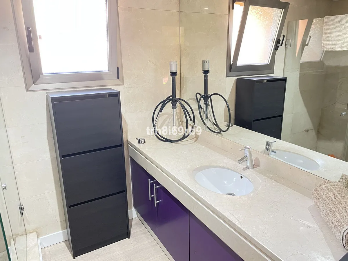 666c69e3-e09b-43bb-b580-998216406973