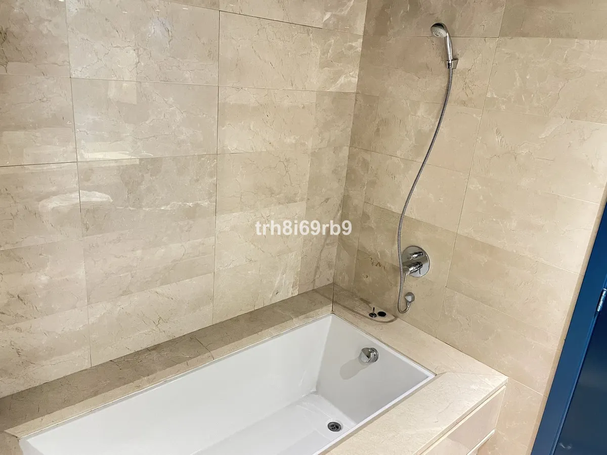 79e9f716-a987-4f8e-9b3d-78cd33c81775