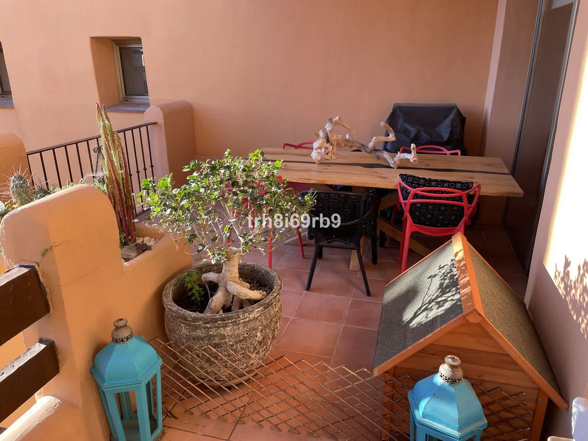 cb526f1e-fecf-463a-9fed-07045838ffe1