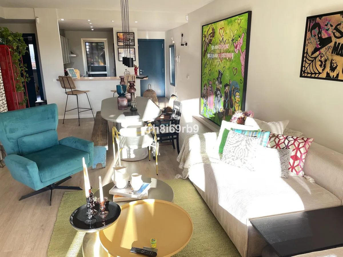 f5c934b7-e7a9-4e1b-a4c8-e71dcf2b2b29