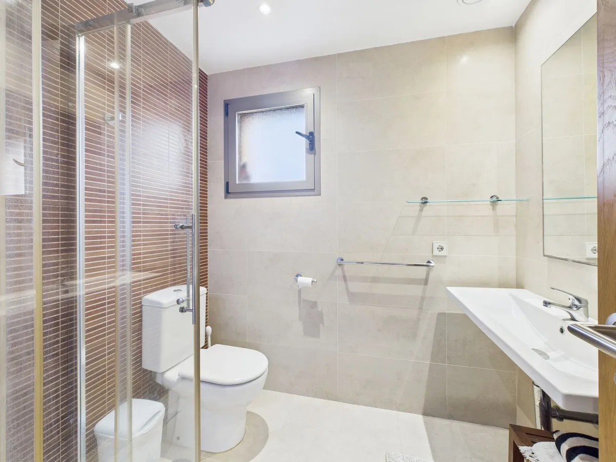 441ffde8-e2e3-431f-b9c8-dccbed6927f1