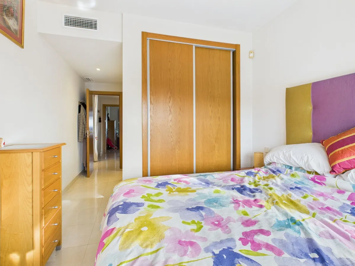 b2c67b48-d143-4be9-9fba-3b09668aa6d5