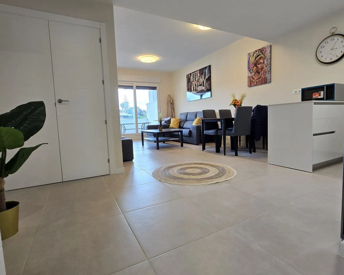 2c43d338-7f7c-4289-bfd6-8d480db2ca95