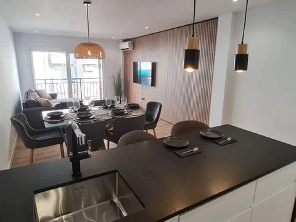 Modern 2-Bed Apartment in Los Boliches, Fuengirola