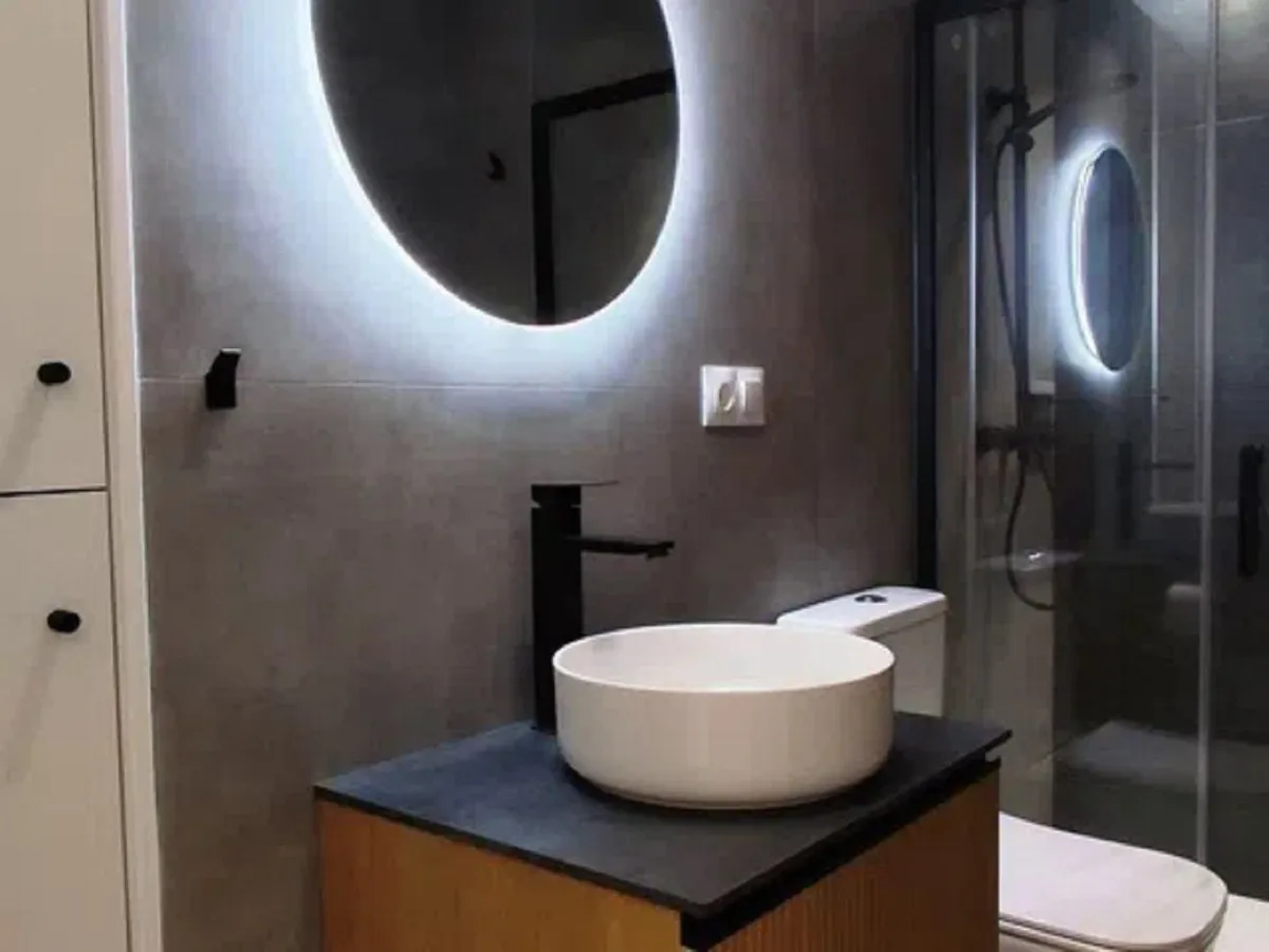 f1e51472-4953-4d84-94c2-7a8bea2d6e62