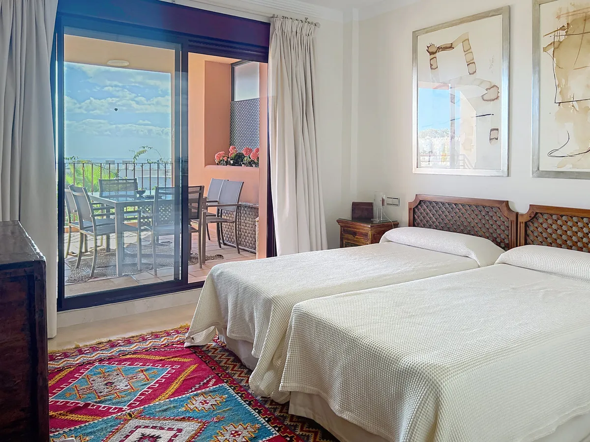 117f2cea-1d64-4388-9dff-b60fce42fd84