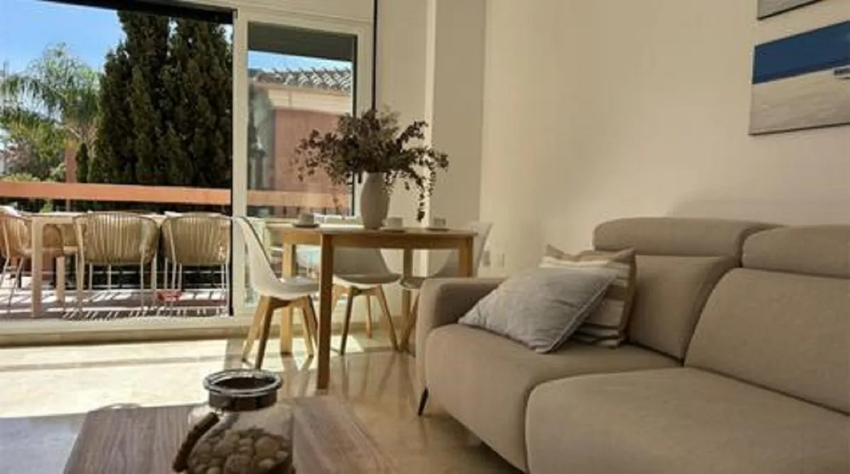 09ca85b4-7689-4ee5-93c6-23aa278cf161