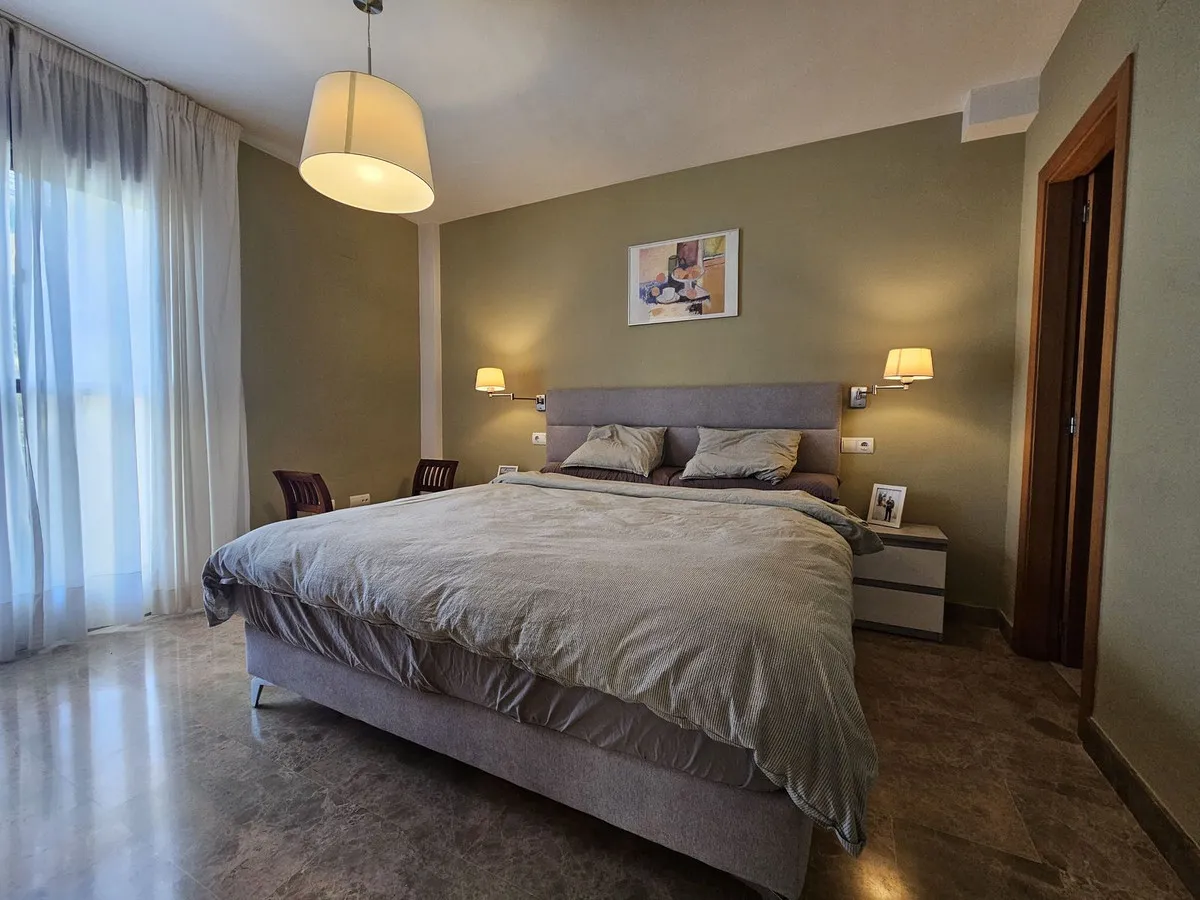 146f1c7b-e158-44a4-b9b8-5ae6bf30d7f2