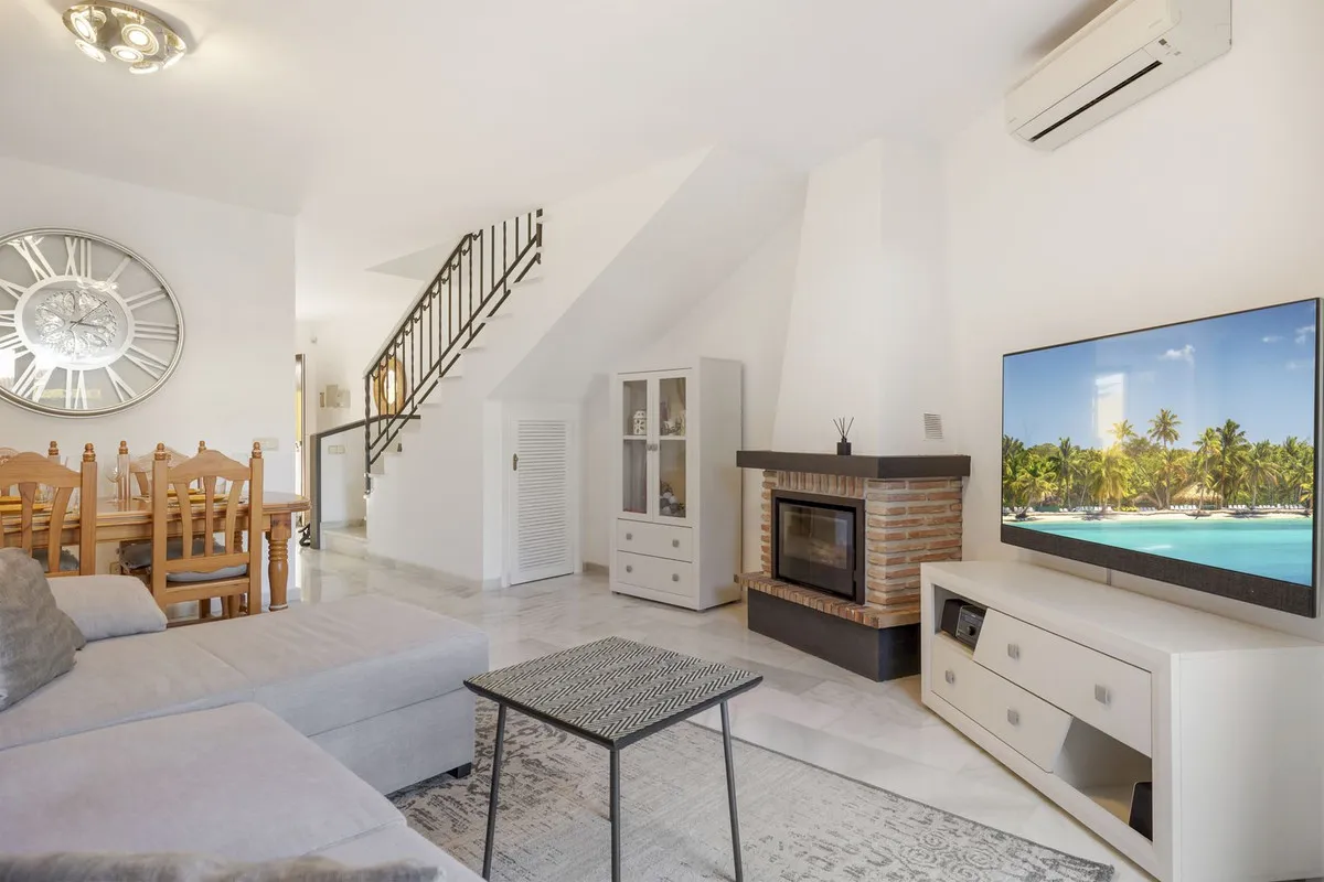 f13d3779-0efd-454b-8a67-9d847f7adee8