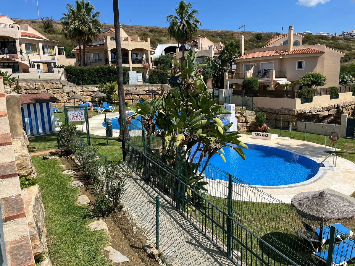 4237ff13-d76b-44d7-a85e-803d1b347ba2