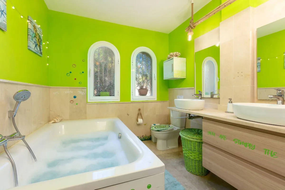 582cdd23-6af6-4f64-8bd9-14c7399d92d8