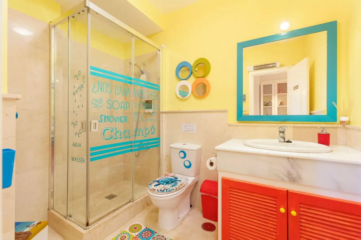 9ee2ba20-de79-463c-8ba8-86454f79b9d4