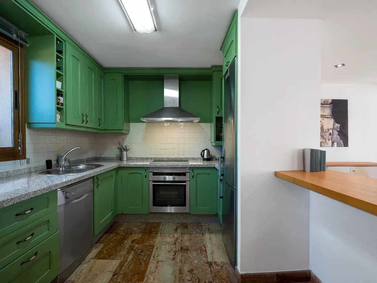 bd6a941a-87db-4241-afc7-2d46939d057f