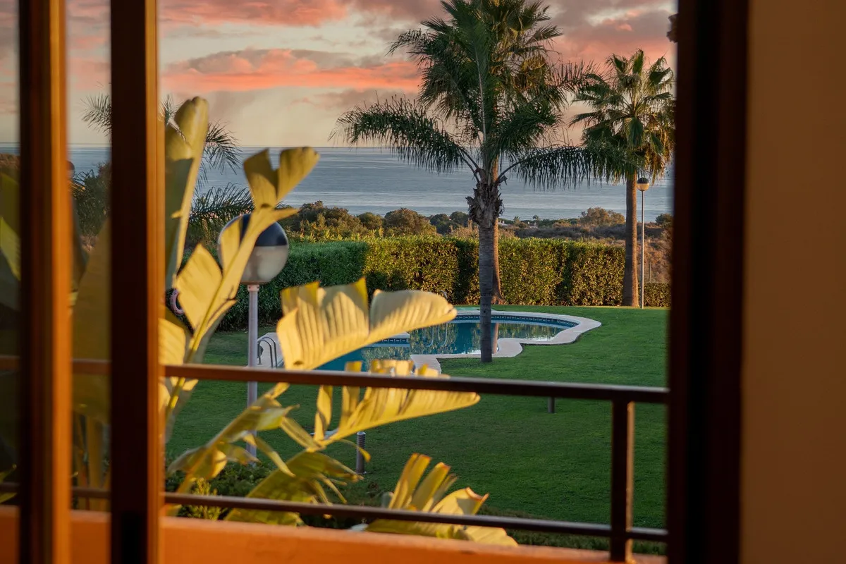 df8011e0-e3a8-4b92-9f8f-be2a36860ed7