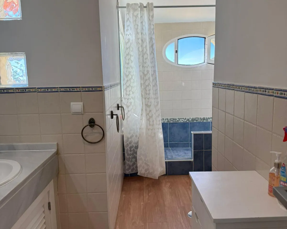 c5e3e61a-739b-4de2-84ff-52e491d4a922