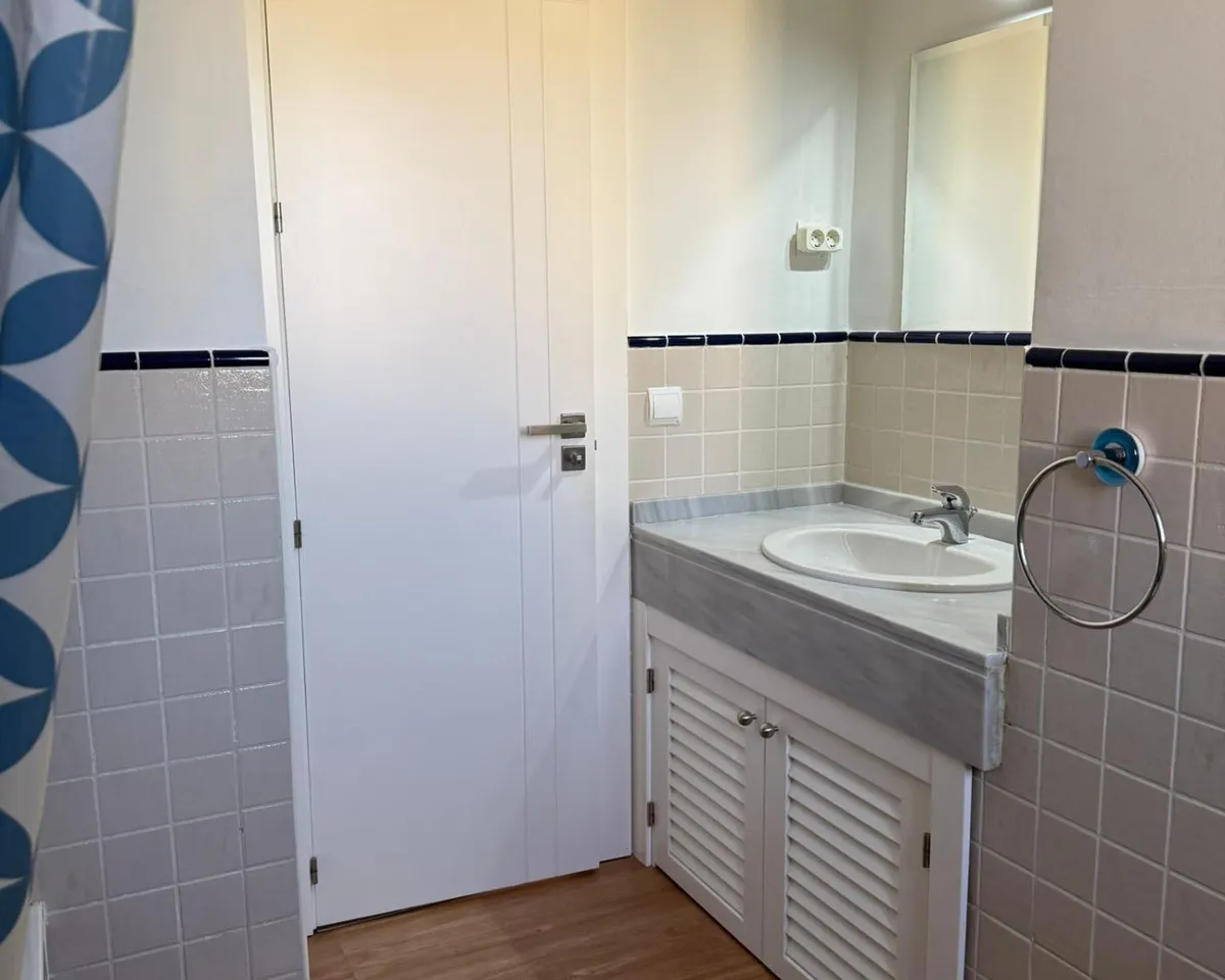 eb7b61a8-10e3-4744-b8f8-079e4b553cce