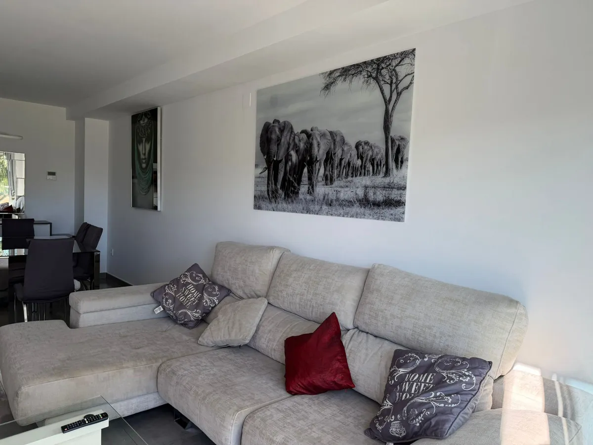 6a4b31c0-12c6-4e27-9923-0d203b50d158