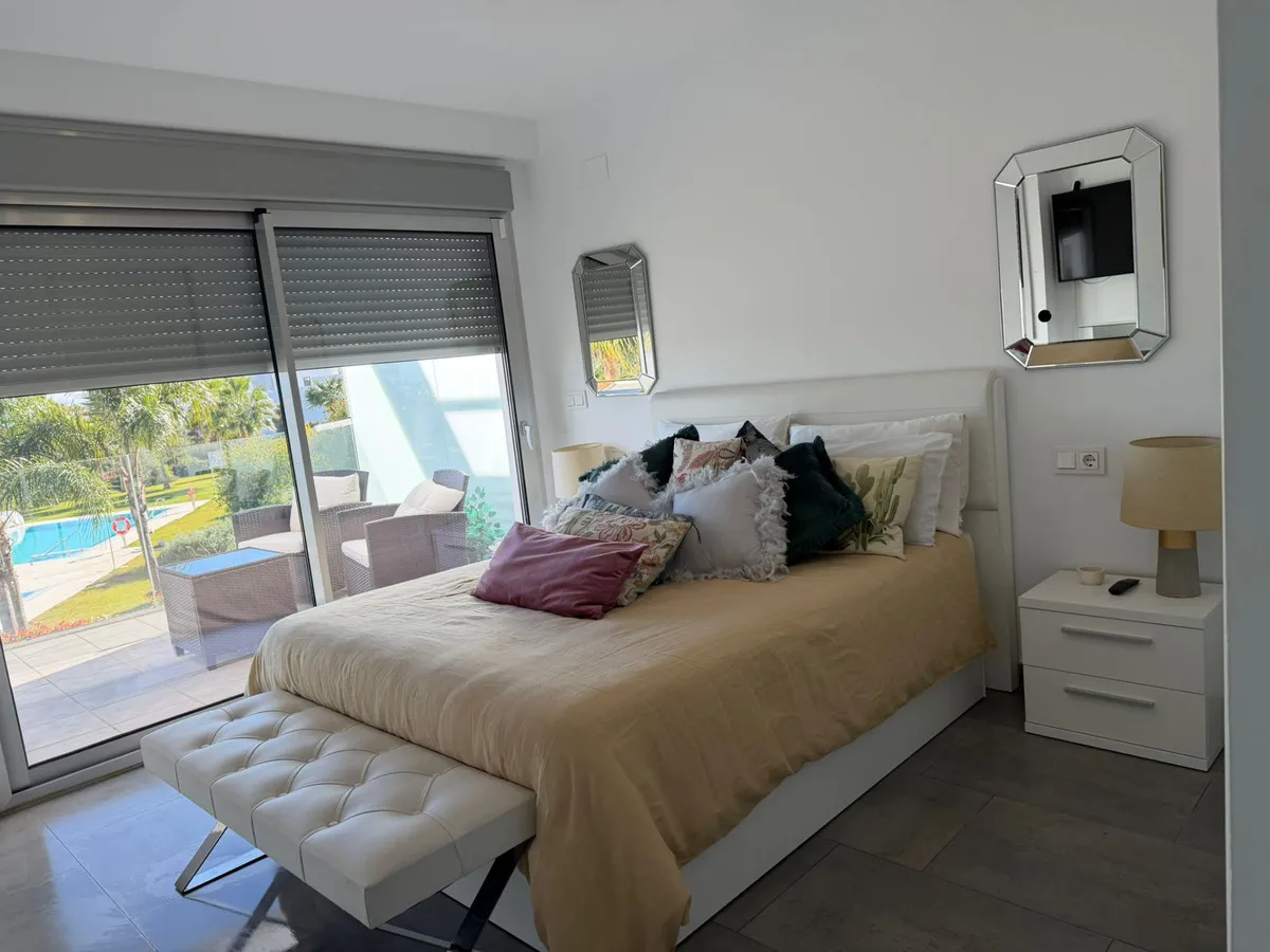 769a0ac8-d0af-425a-a32c-89792ffc679b