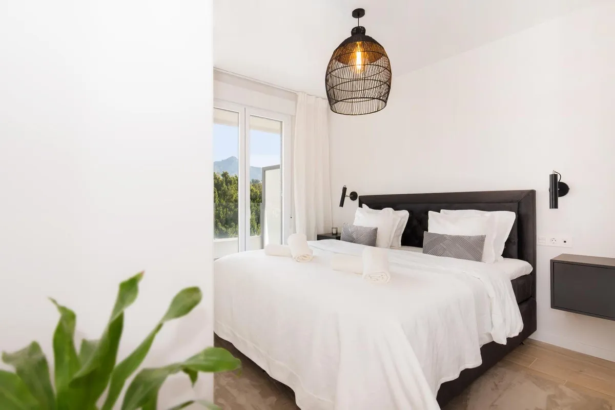 68800f4c-f789-4f5d-8e2f-5d22465d3bfc