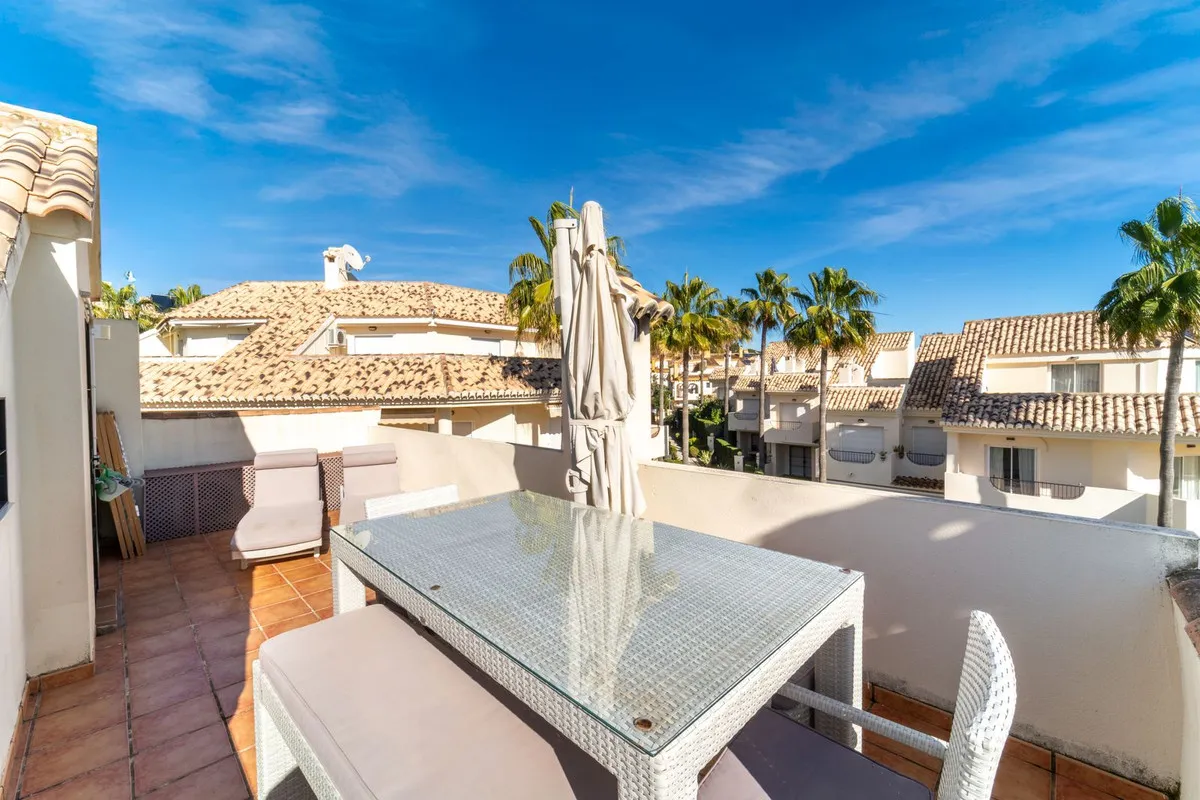 65bd9d41-1fa1-4ab4-857c-2ed84c7b535c