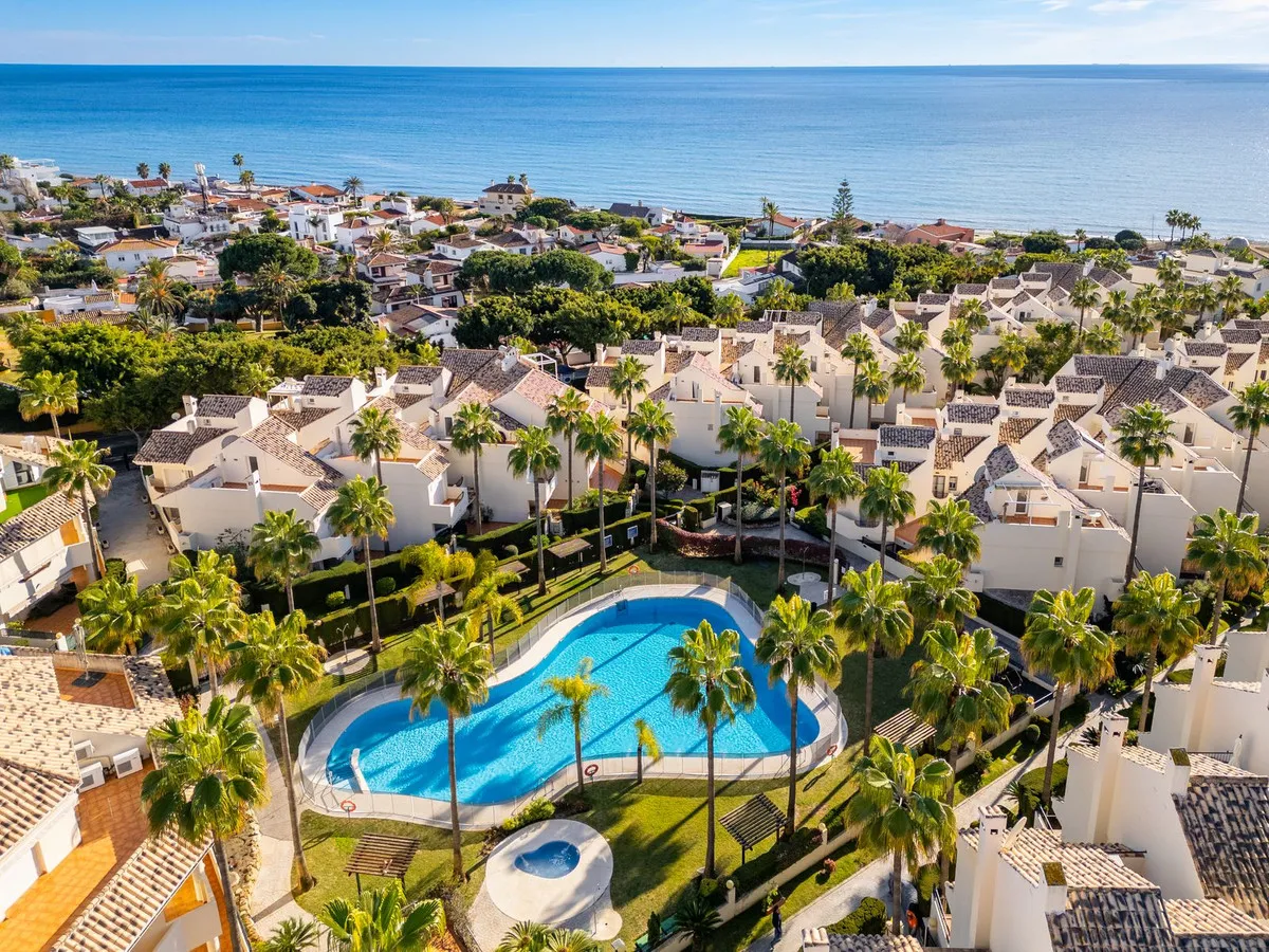 c8612d4c-bb2c-4a1d-bdf2-6fd87b2d3903