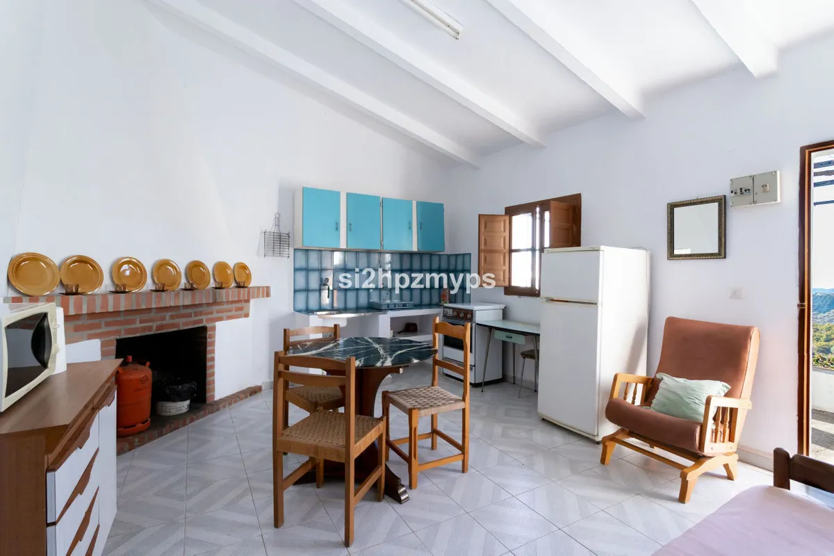 d85839ae-544d-4e67-9e1a-d1b1c7999773