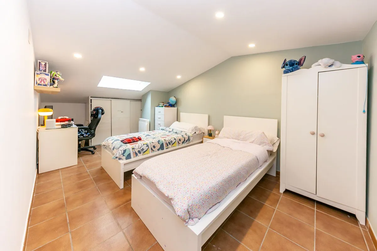 5ceffe63-5929-4b50-a0a3-c7cc9989a6e2