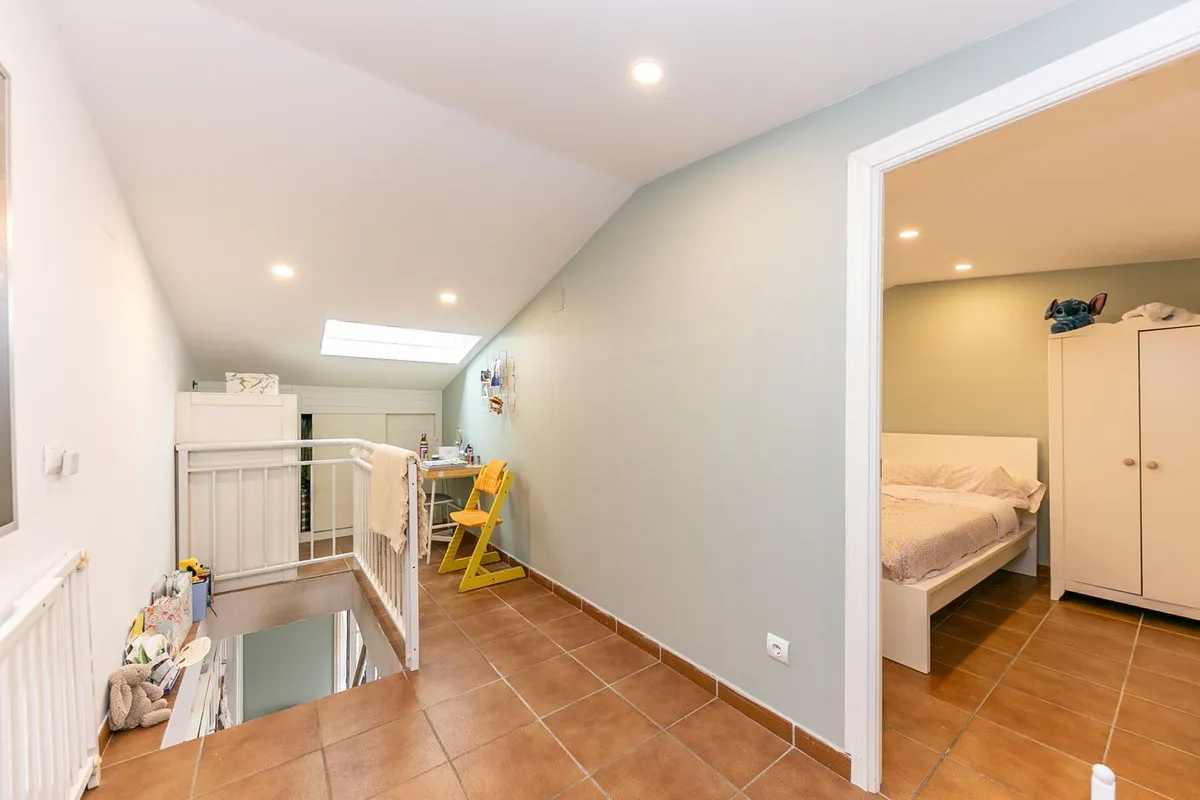 7817ae83-bfc0-4e74-8d3c-c30e874d0df2