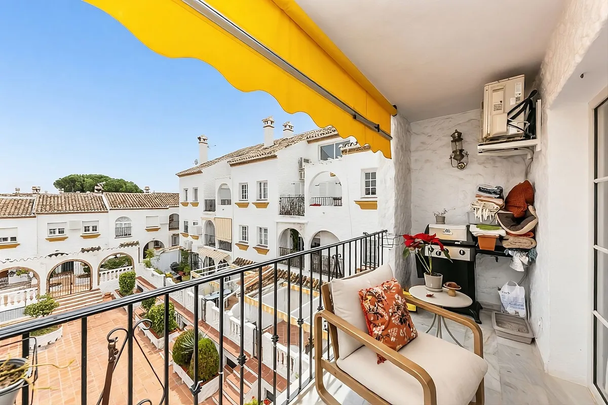 dec8002c-4e45-4181-8702-8394e8af1c2a