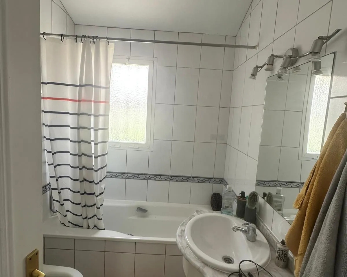 0bdb2c71-c8fe-41e2-abaf-7a64019b3699